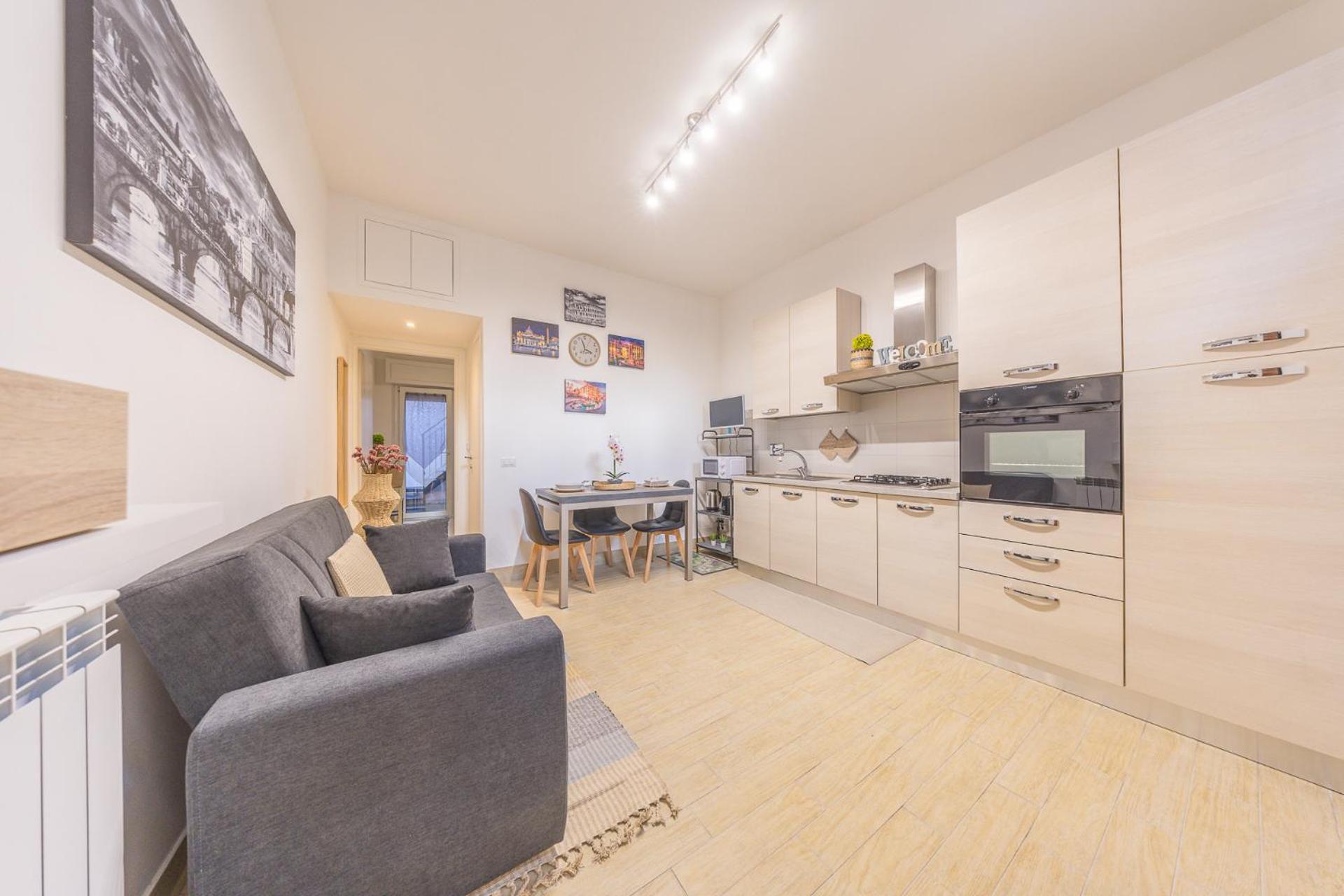 Appartamento Casa Elegante Vicino Metro C 10 Fermate Da San Giovanni